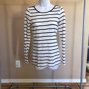 Express striped lace long sleeve T